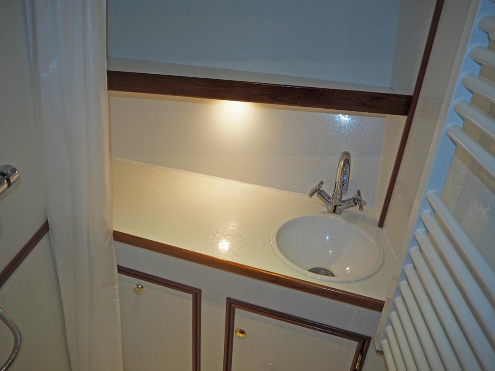 Fore ship, Accommodation